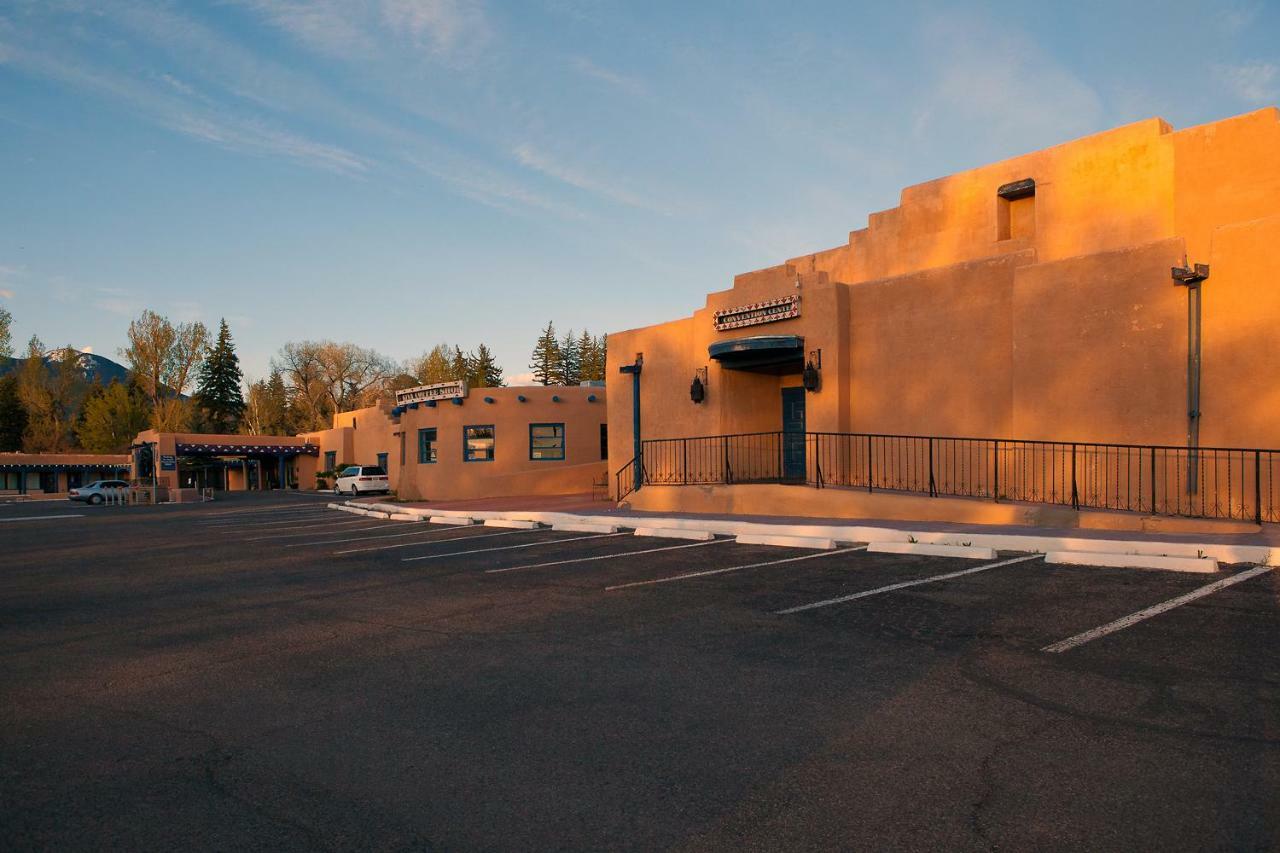 Kachina Lodge Resort And Meeting Center Taos Exterior photo